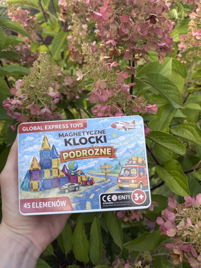 Zabawa w plenerze — Mini Travel w ogrodzie